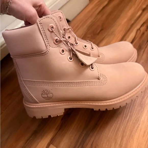 Timberland Women's Blush Lace-Up 6-Inch Boots - Picture 1 of 7